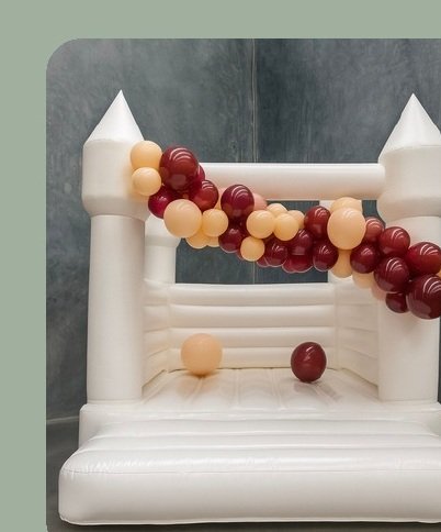 Styled balloon garland