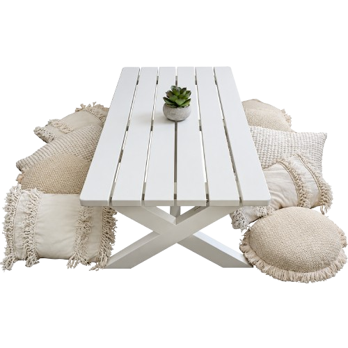 Picnic Table & Styling